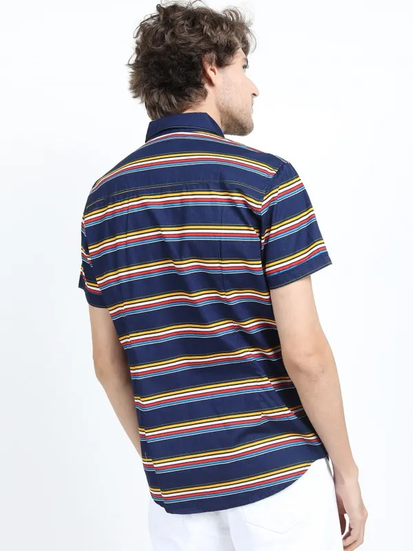 Men Slim Fit Casual Shirt