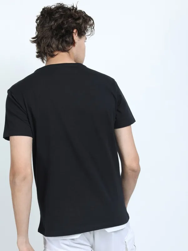  Highlander Men Black Printed Round Neck T-Shirts