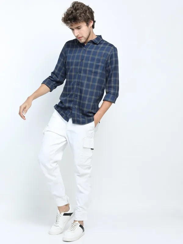  Ketch Men Navy Blue Checked Slim Fit Casual Shirts