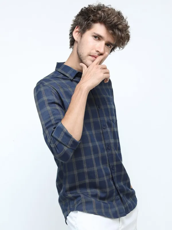 Ketch Men Navy Blue Checked Slim Fit Casual Shirts