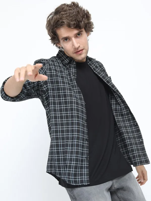  Ketch Men Black Checked Slim Fit Casual Shirts