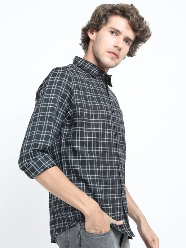  Ketch Men Black Checked Slim Fit Casual Shirts