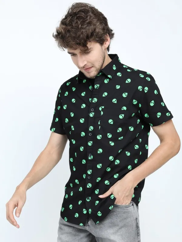 Men Slim Fit Casual Shirt