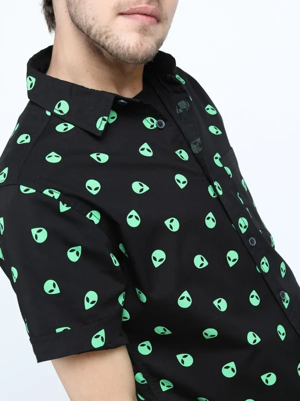 Men Slim Fit Casual Shirt