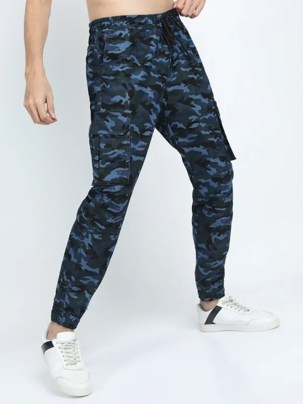Men Regular Fit Trousers