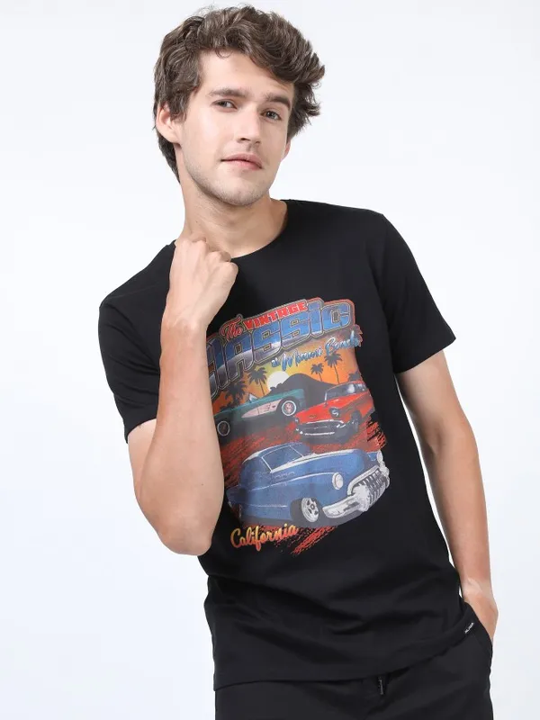 Men Printed Round Neck T-shirt