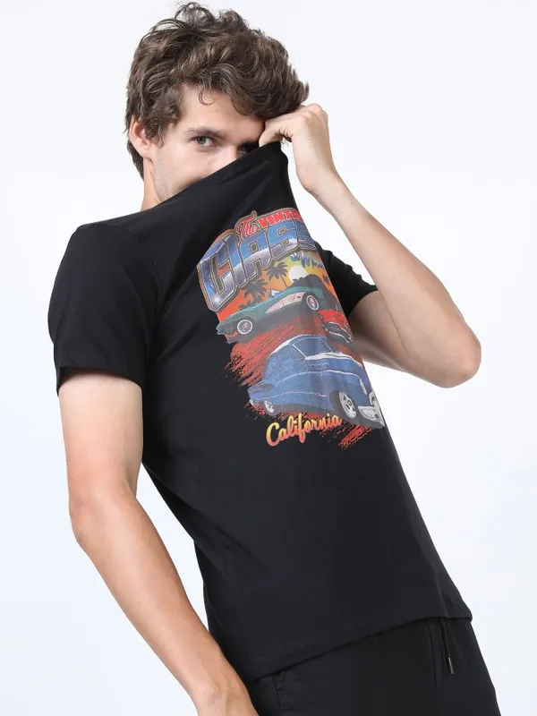 Men Printed Round Neck T-shirt