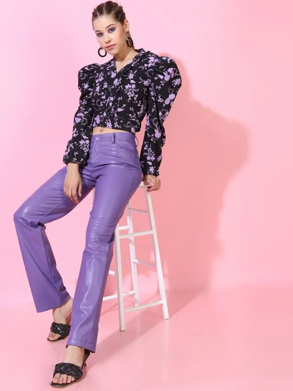  Tokyo Talkies Women Black Printed Regular Tops