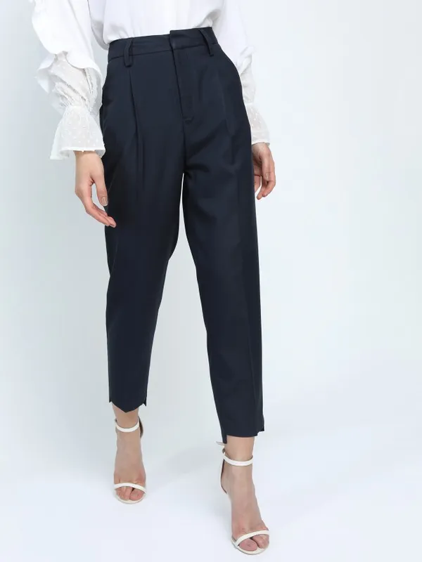  Tokyo Talkies Women Navy Blue Solid Tapered Fit Casual Trousers