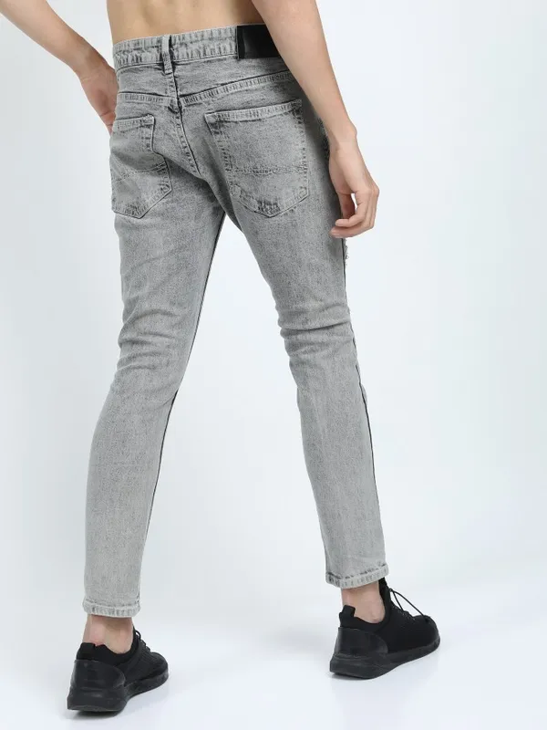  Highlander Men Grey Tapered Fit Highly Distressed Jeans
