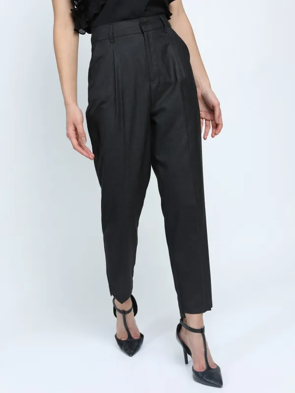  Tokyo Talkies Women Black Solid Tapered Fit Casual Trousers