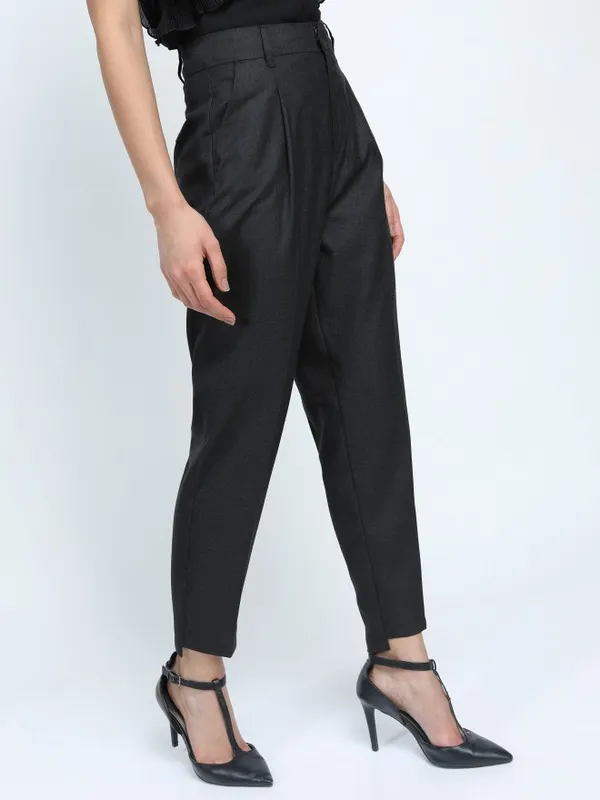  Tokyo Talkies Women Black Solid Tapered Fit Casual Trousers