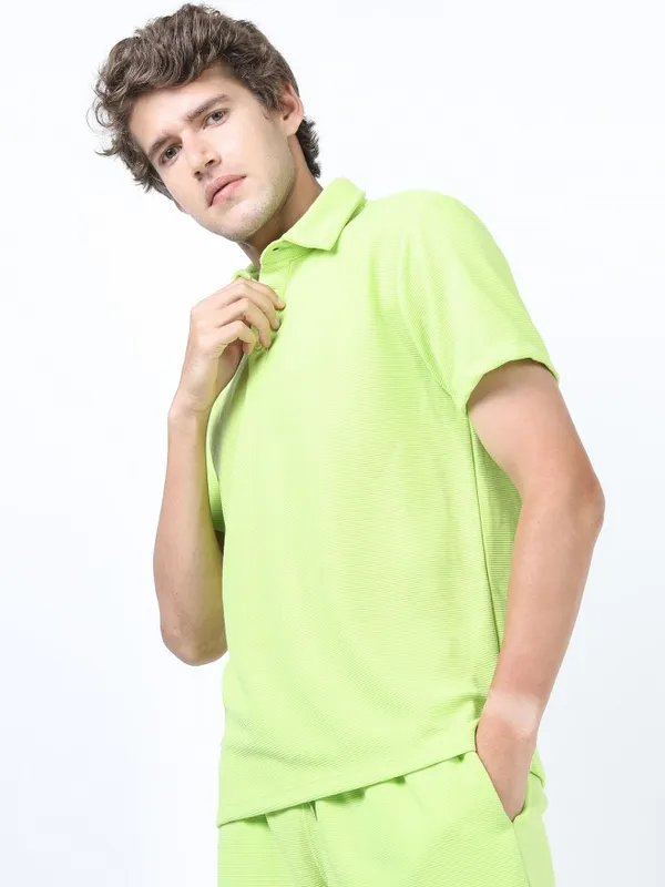 Solid Polo Collar T-shirt