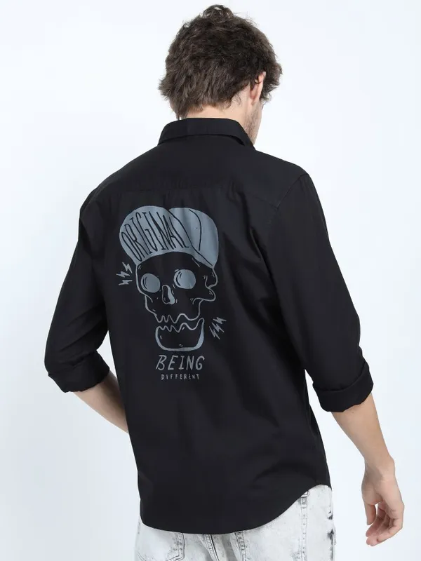  Locomotive Men Black Printed Slim Fit Casual Shirts