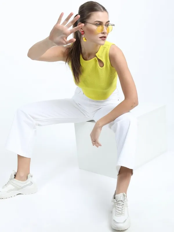  Tokyo Talkies Women Green Solid Fitted Tops