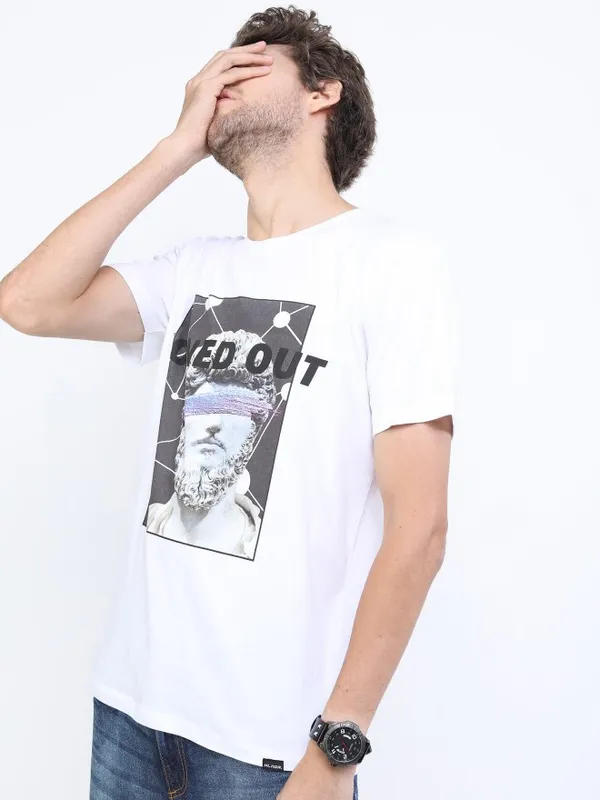 Men Printed Round Neck T-shirt