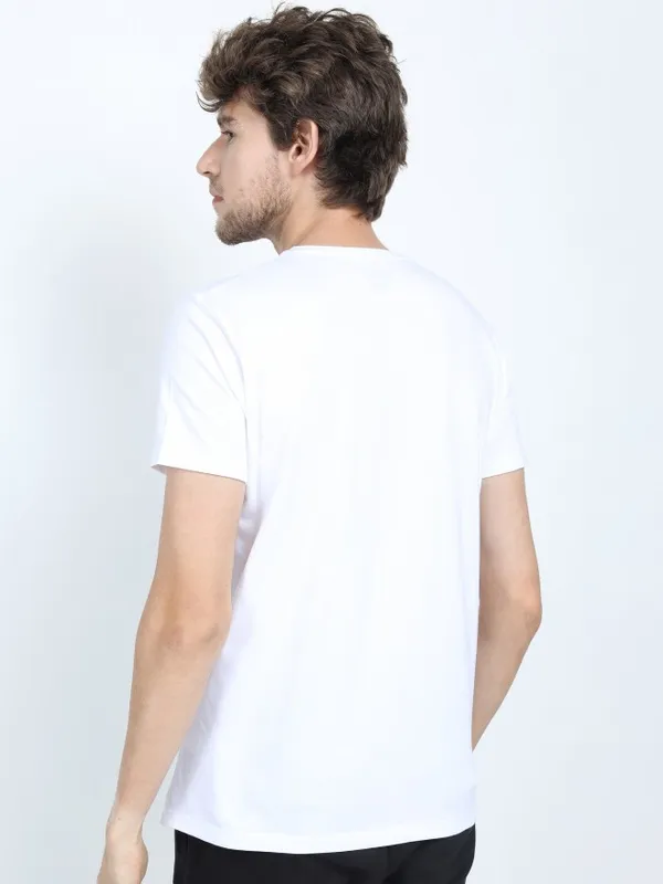  Highlander Men White Printed Round Neck T-Shirts