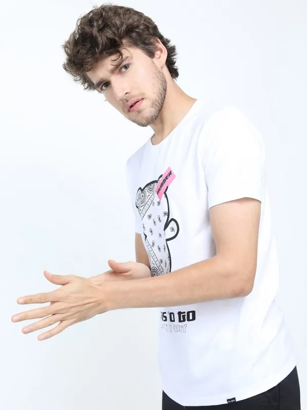  Highlander Men White Printed Round Neck T-Shirts