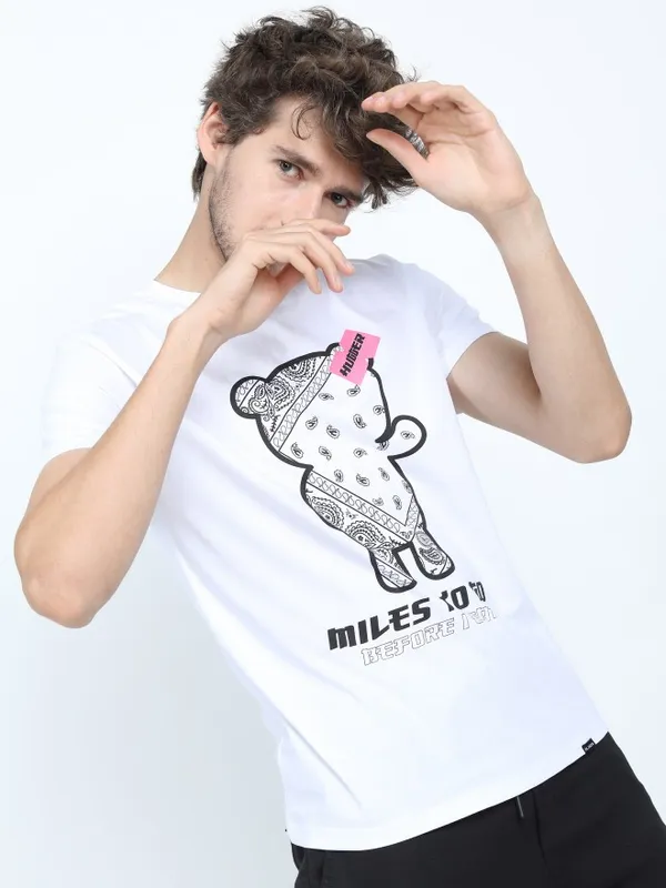  Highlander Men White Printed Round Neck T-Shirts