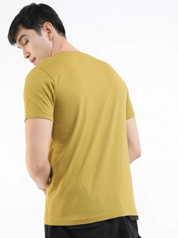  Highlander Men Olive Printed Round Neck T-Shirts