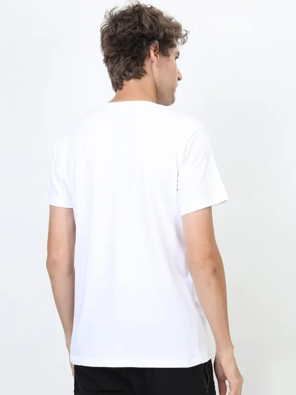 Men Printed Round Neck T-shirt