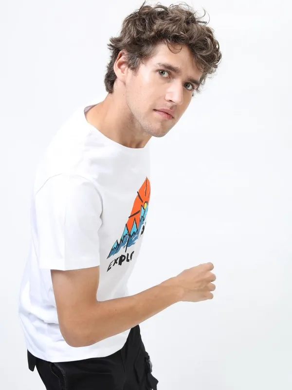 Men Printed Round Neck T-shirt