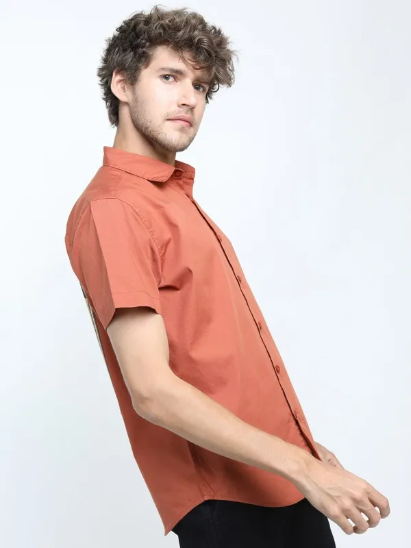 Men Slim Fit Casual Shirt