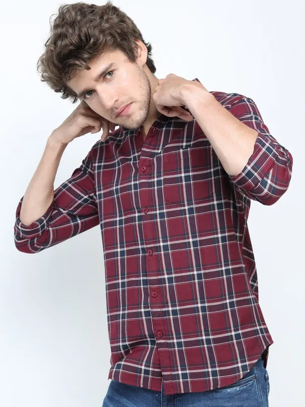  Ketch Men Red Checked Slim Fit Casual Shirts