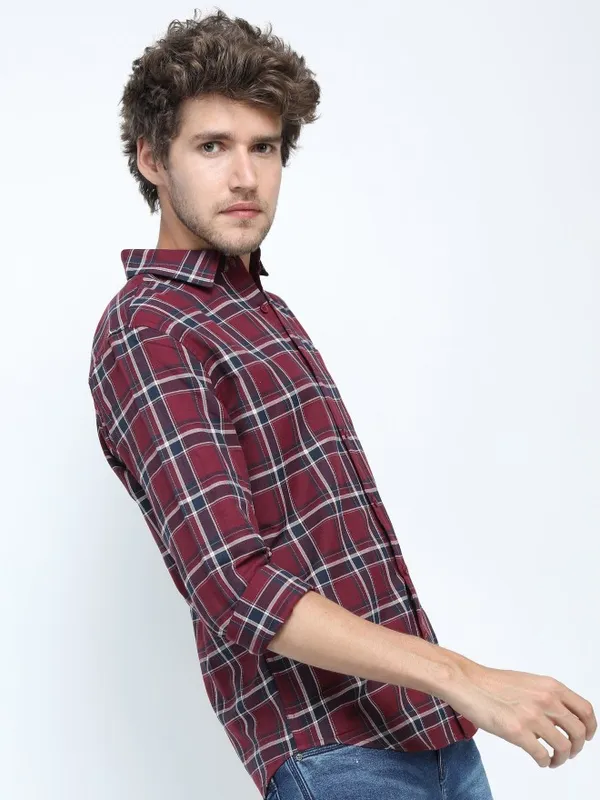  Ketch Men Red Checked Slim Fit Casual Shirts