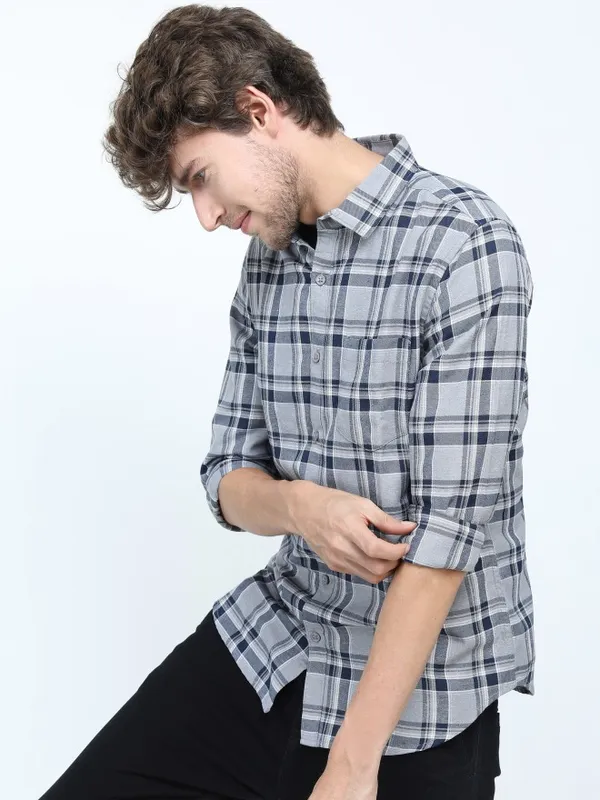  Ketch Men Grey Checked Slim Fit Casual Shirts