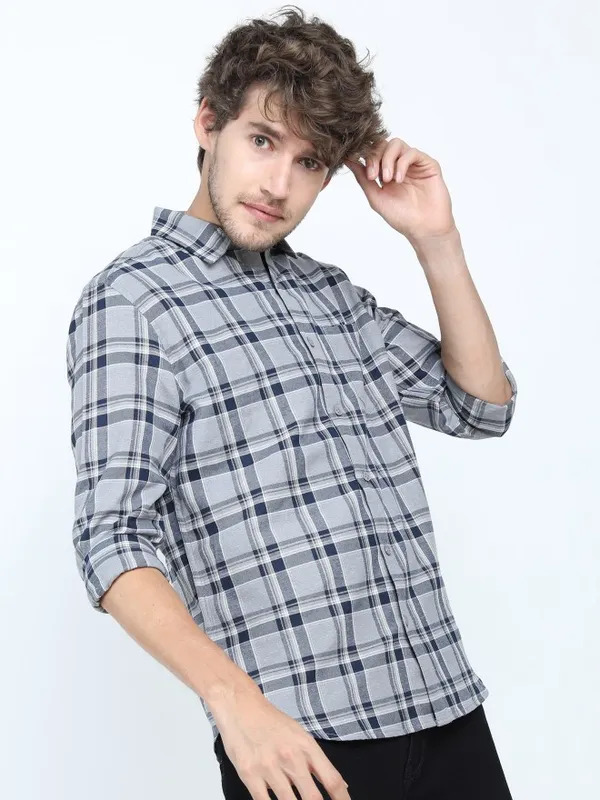  Ketch Men Grey Checked Slim Fit Casual Shirts