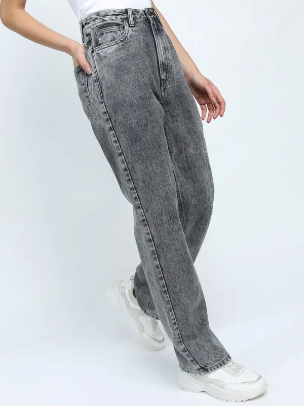 Women Straight Fit Jeans