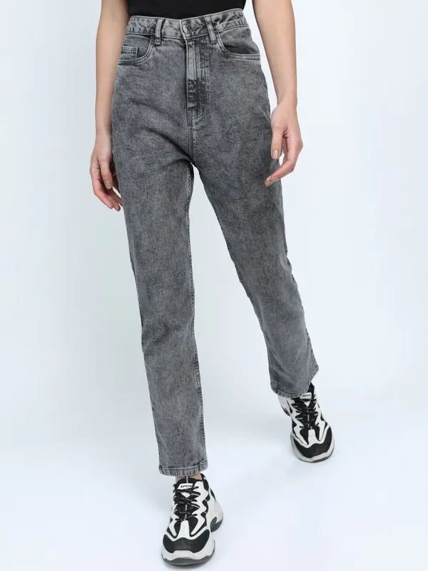 Tokyo Talkies Women Grey Flared Clean Look Jeans