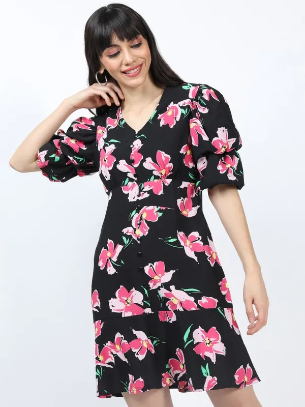  Tokyo Talkies Women Black Printed Peplum Dresses