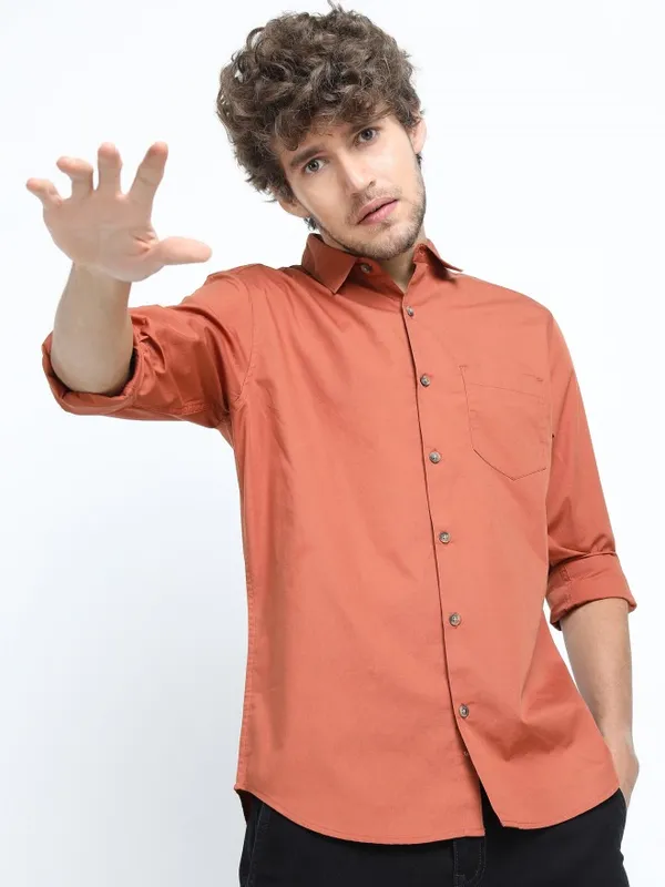  Highlander Men Terracotta Printed Slim Fit Casual Shirts