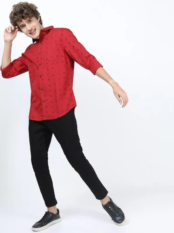 Men Slim Fit Casual Shirt