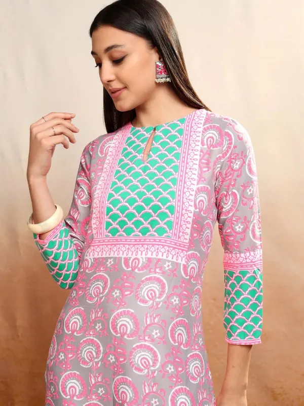 Women Kurta With Palazzos