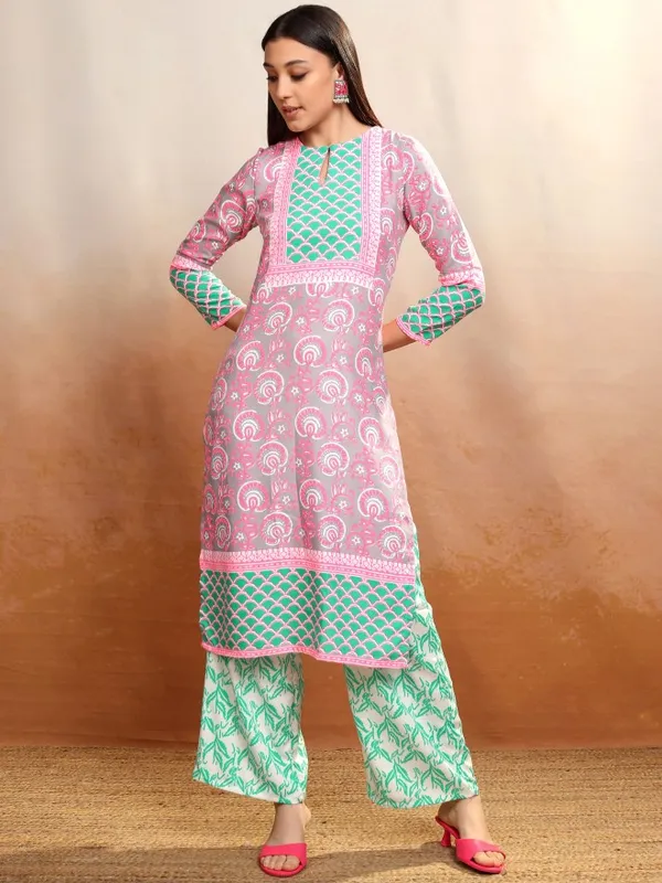 Women Kurta With Palazzos