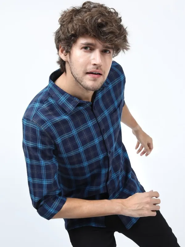 Men Slim Fit Casual Shirt