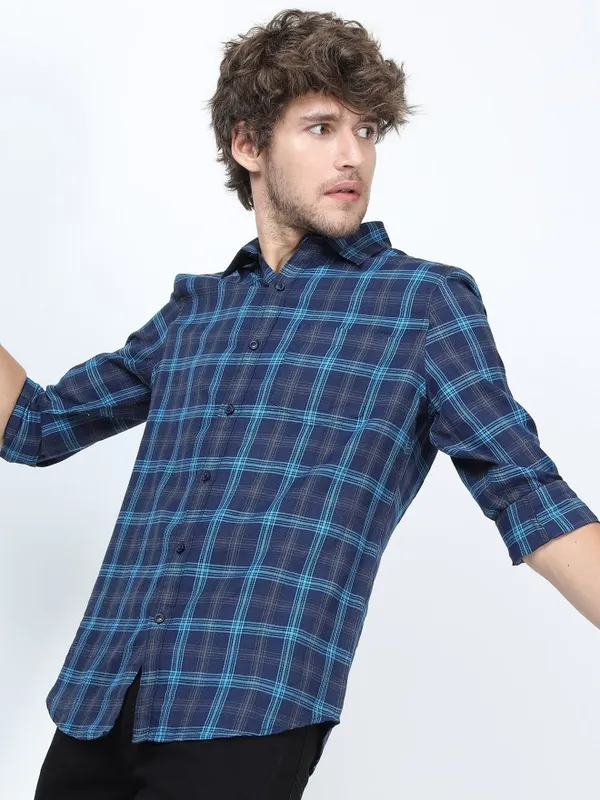 Men Slim Fit Casual Shirt