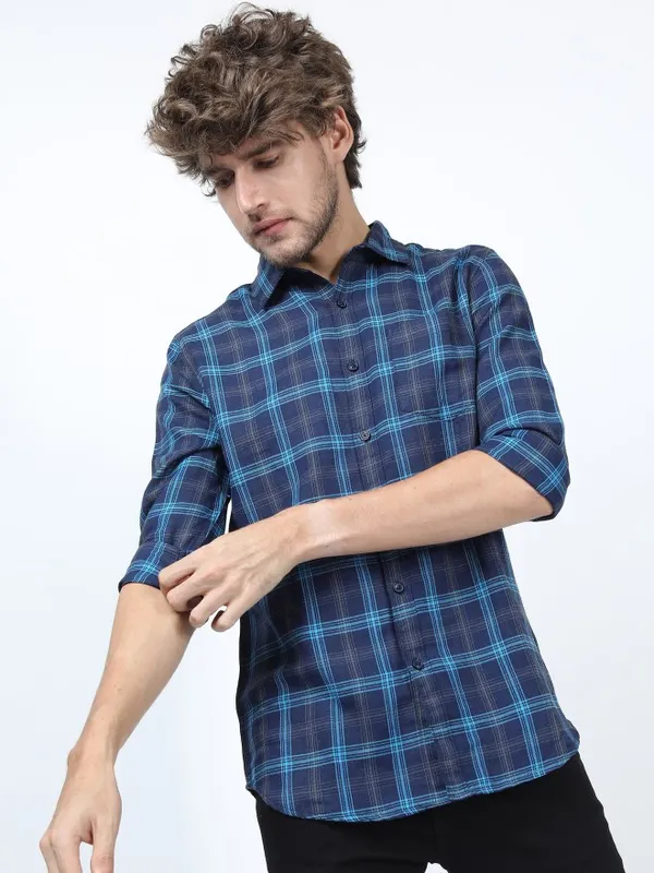 Men Slim Fit Casual Shirt