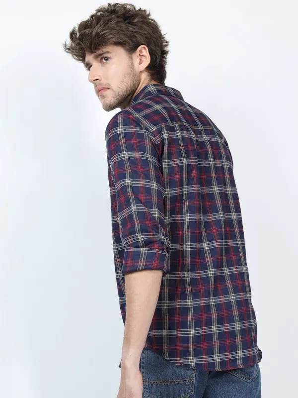 Ketch Men Navy Blue Checked Slim Fit Casual Shirts
