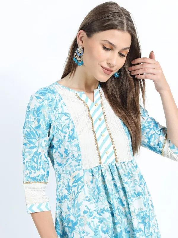  Vishudh Women Turquoise Printed Kurta Sets