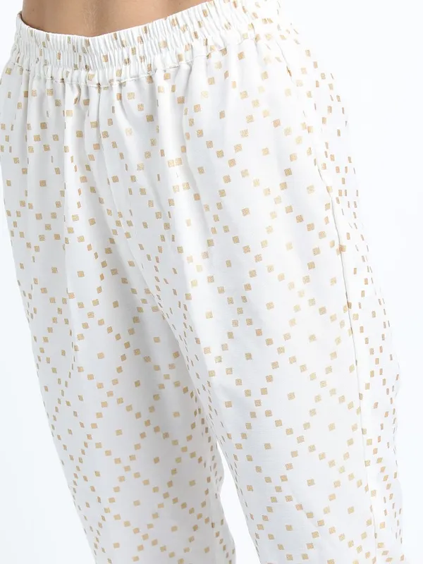  Vishudh Women Beige Printed Kurta Sets