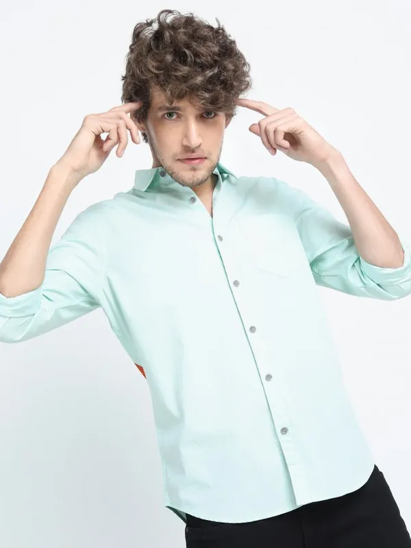  Locomotive Men Blue Printed Slim Fit Casual Shirts