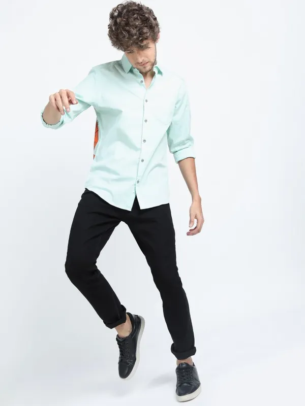  Locomotive Men Blue Printed Slim Fit Casual Shirts
