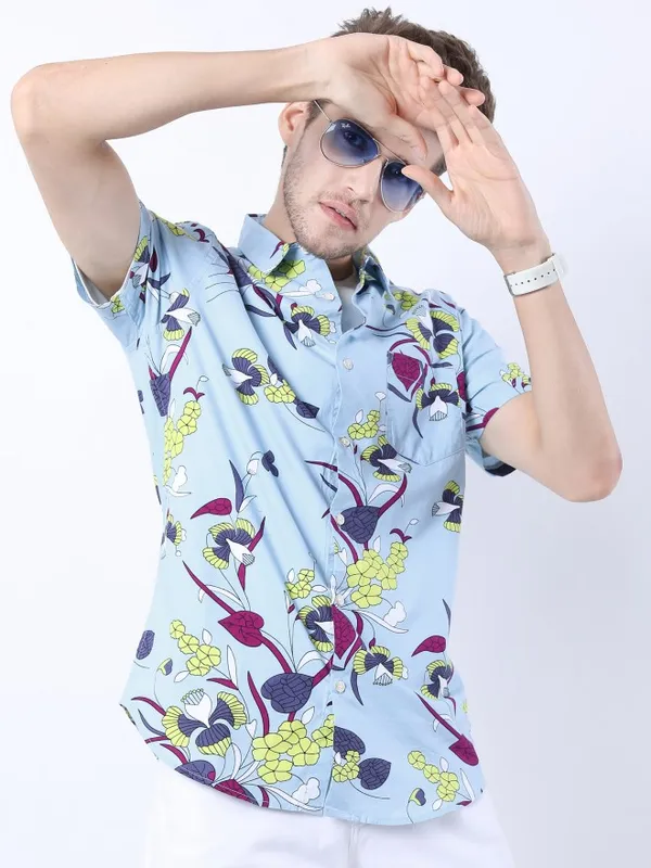 Men Slim Fit Casual Shirt