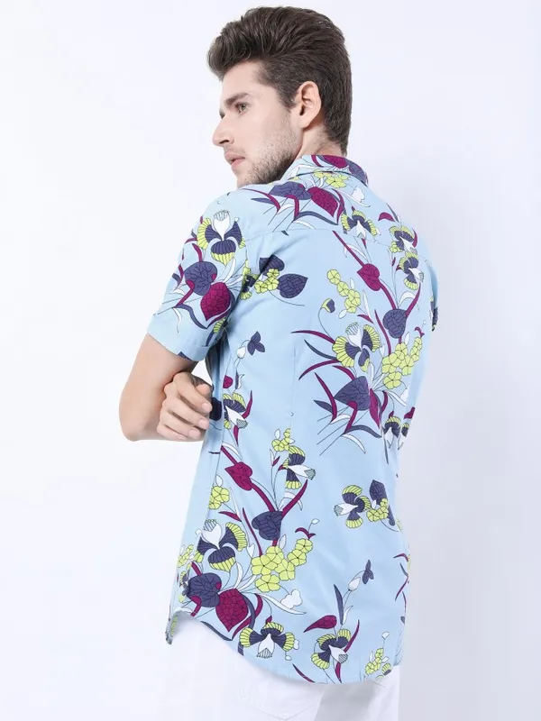 Men Slim Fit Casual Shirt