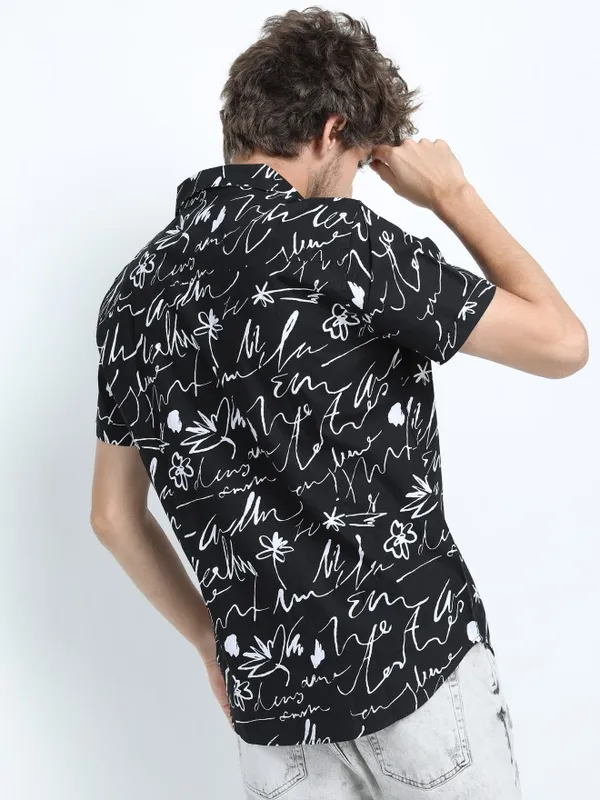 Men Slim Fit Casual Shirt