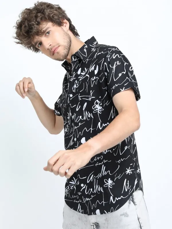 Men Slim Fit Casual Shirt